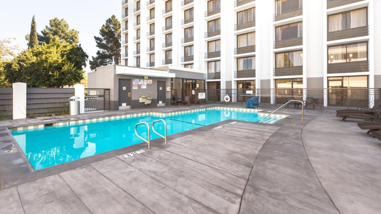 Holiday Inn San Jose-Silicon Valley By Ihg Exterior foto